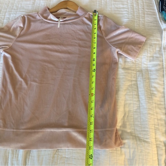 Anthropologie Rose Velvet Mock Neck Shirt. Size small. - Picture 11 of 11